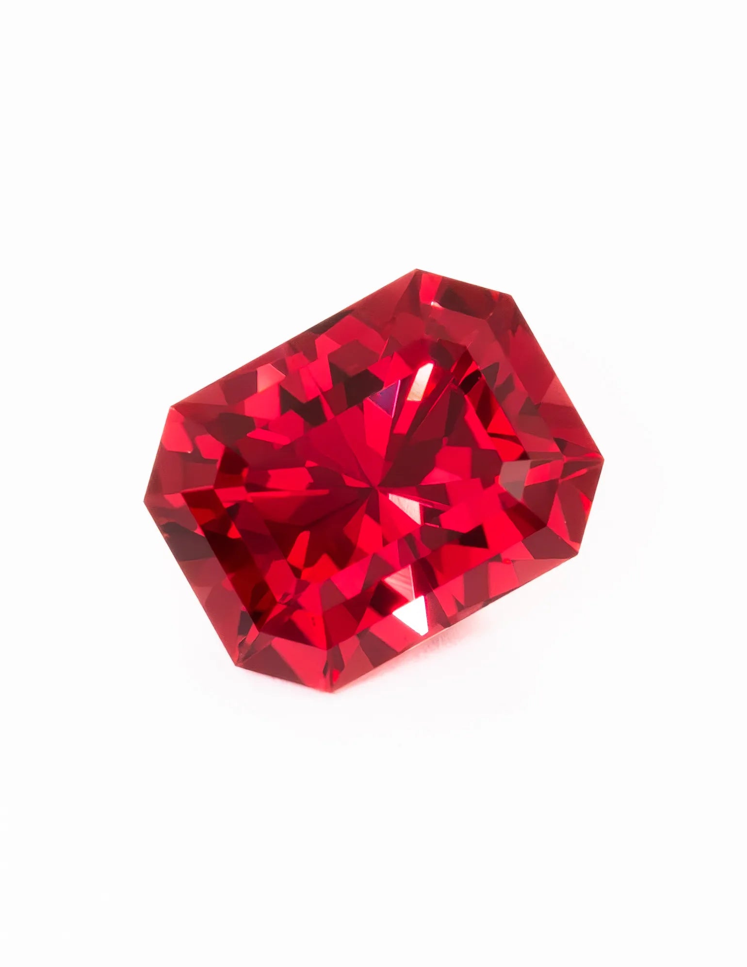 lab ruby radiant cut framboise