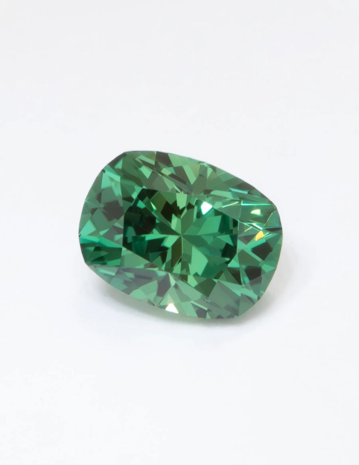 Juniper Green Sapphire