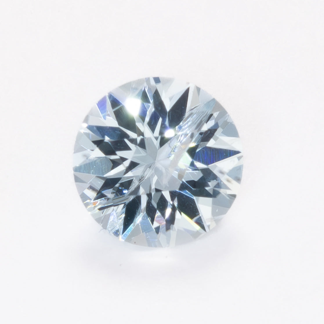 AQ0103 round cut light blue aquamarine