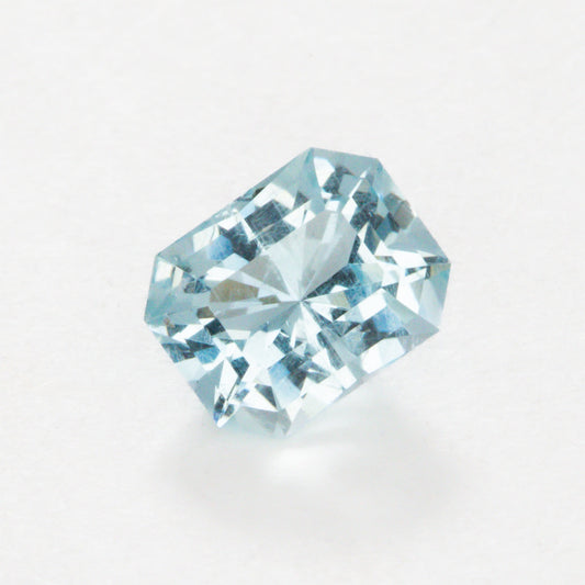 AQ0108 radiant cut aquamarine 