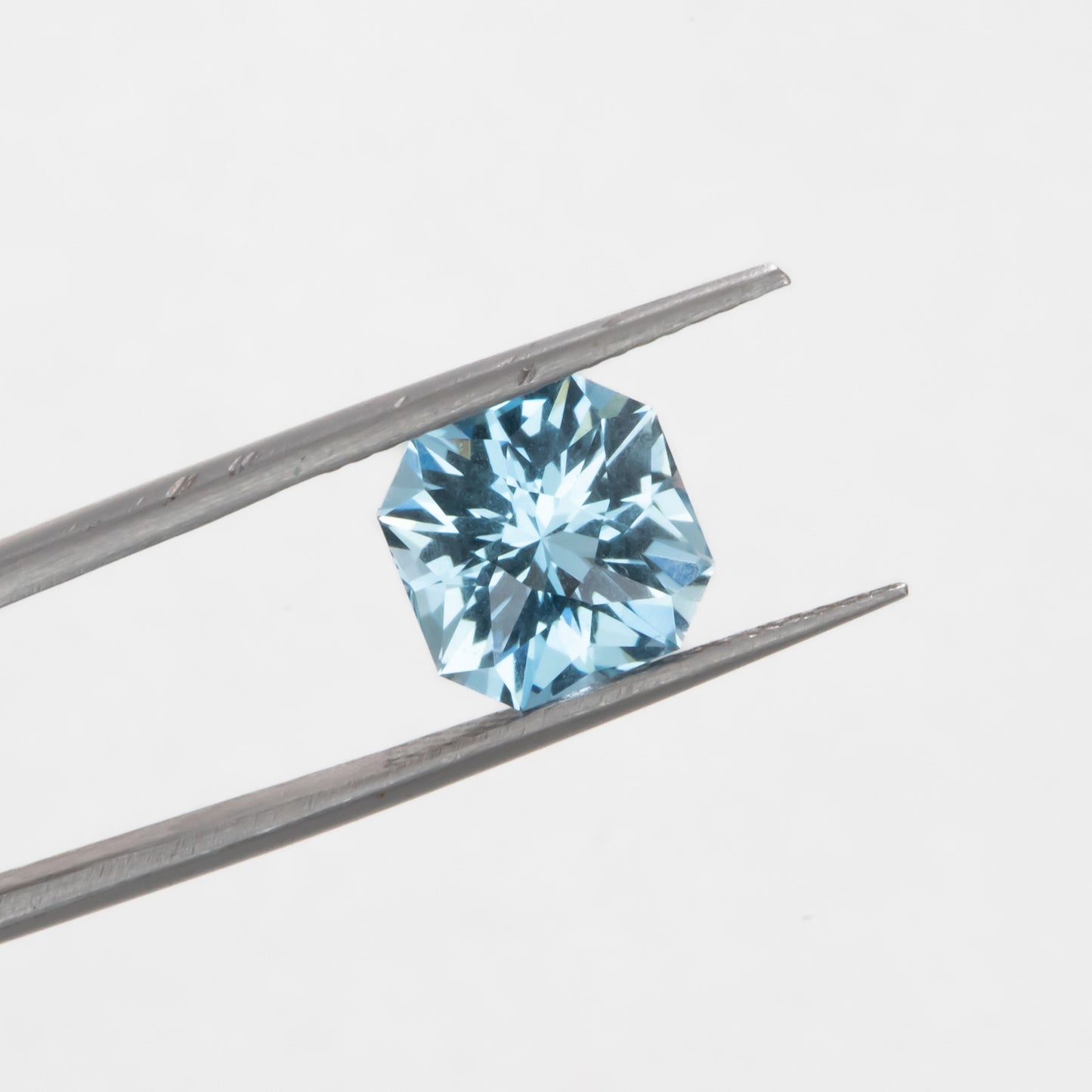 aq0109 light blue asscher cut aquamarine