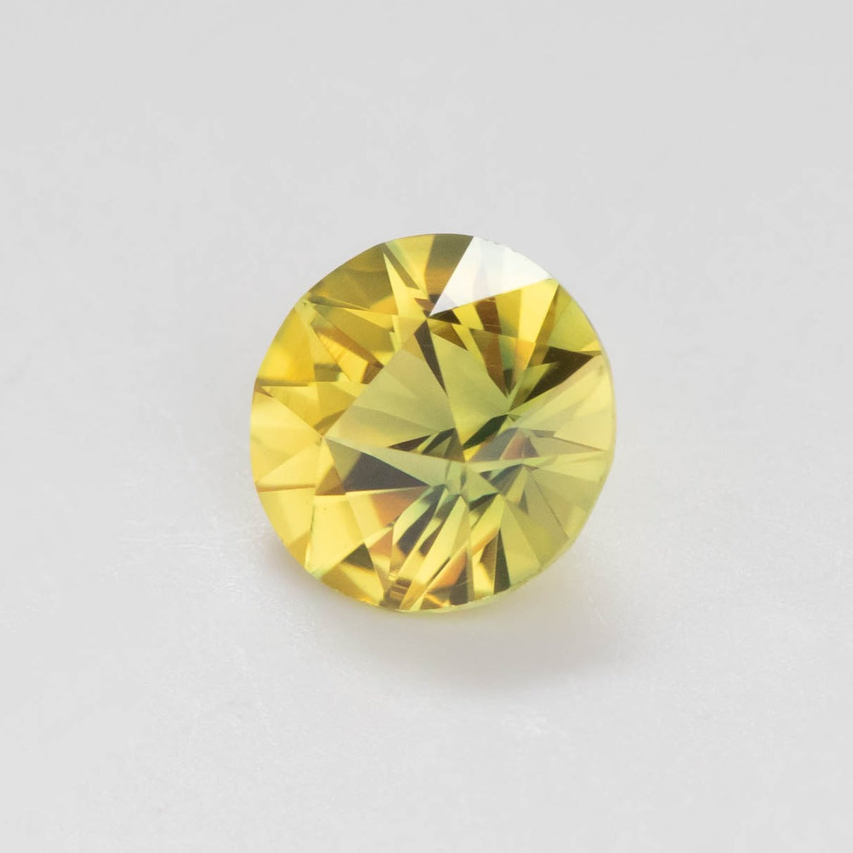 au0102 yellow australian sapphire custom cut round