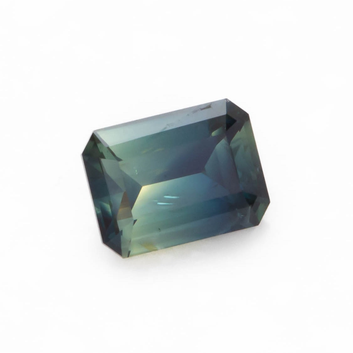 au0106 blue-yellow australian sapphire