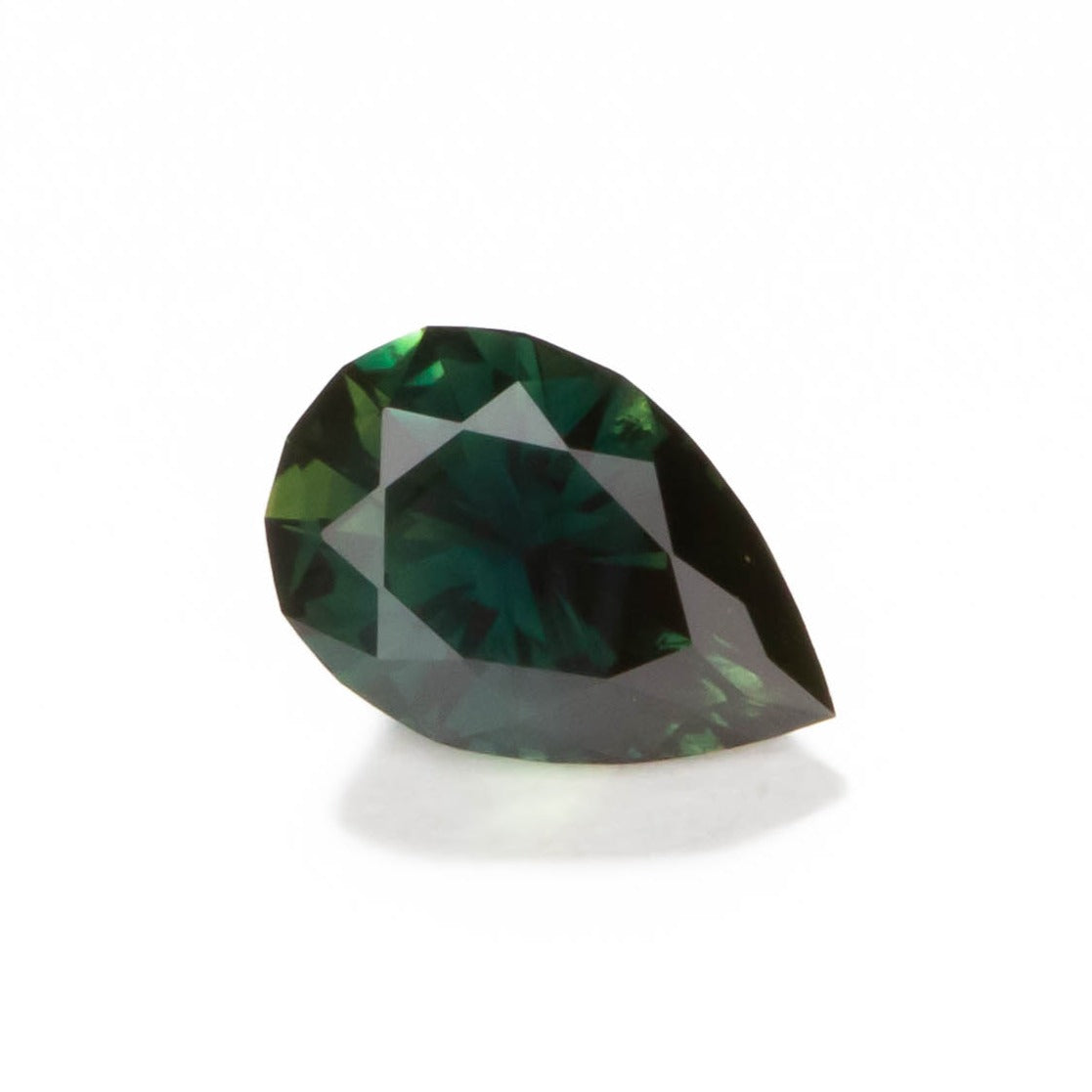 au0117 blue-green australian sapphire pear