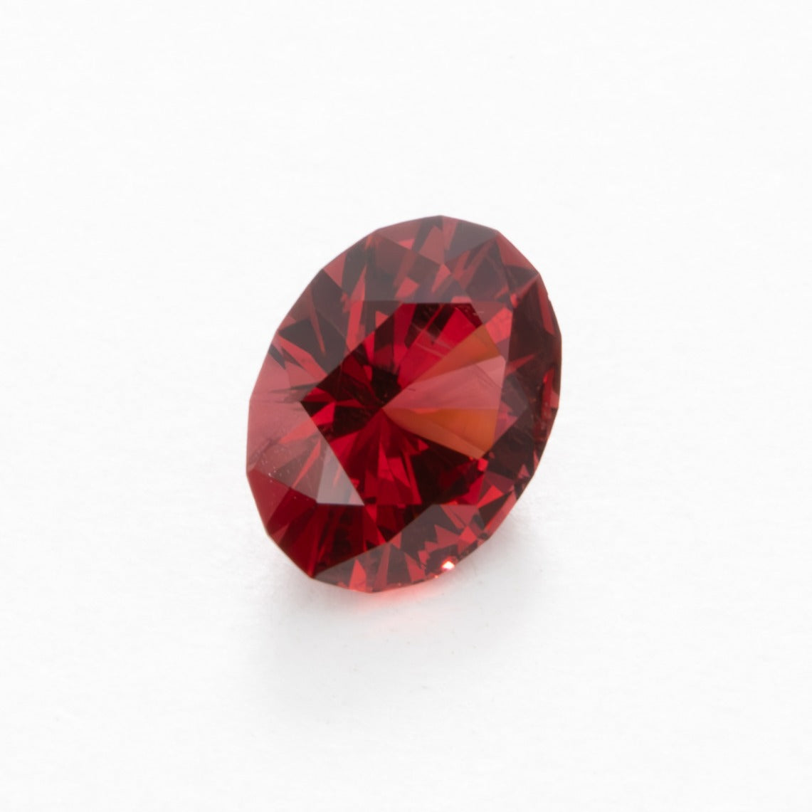 GR0115 red malaya garnet oval