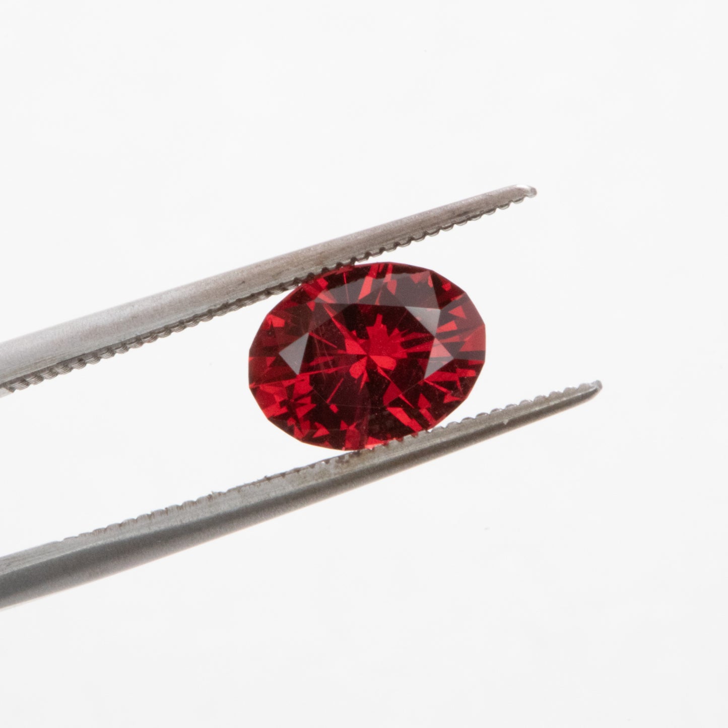 GR0115 red malaya garnet oval