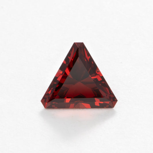 GR0119 red malaya garnet trilliant