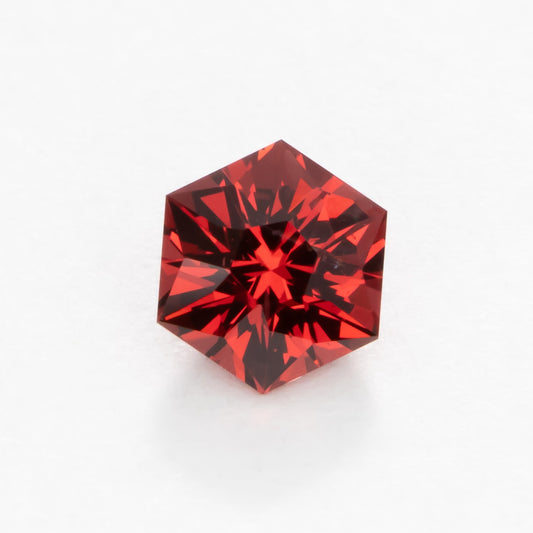 GR0123 red malaya garnet hex cut