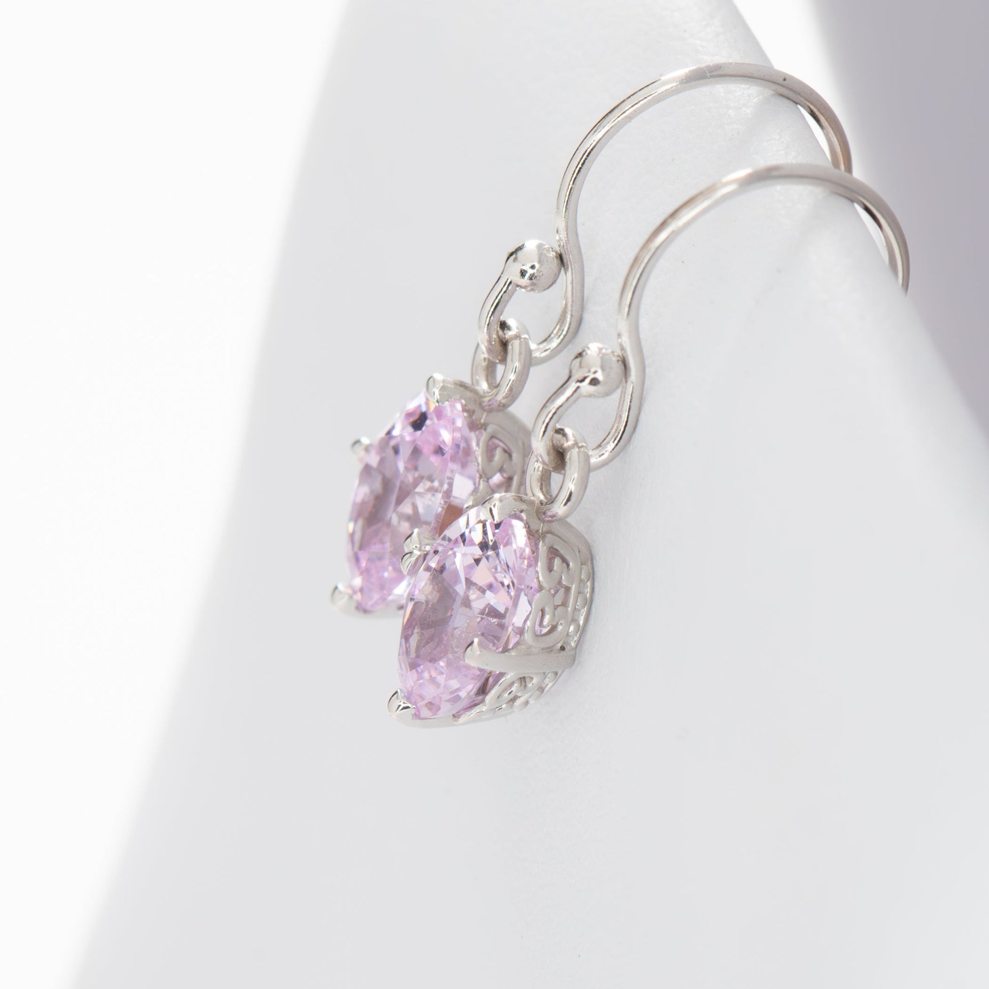 Lyra drop earrings in white gold with lavender YAG