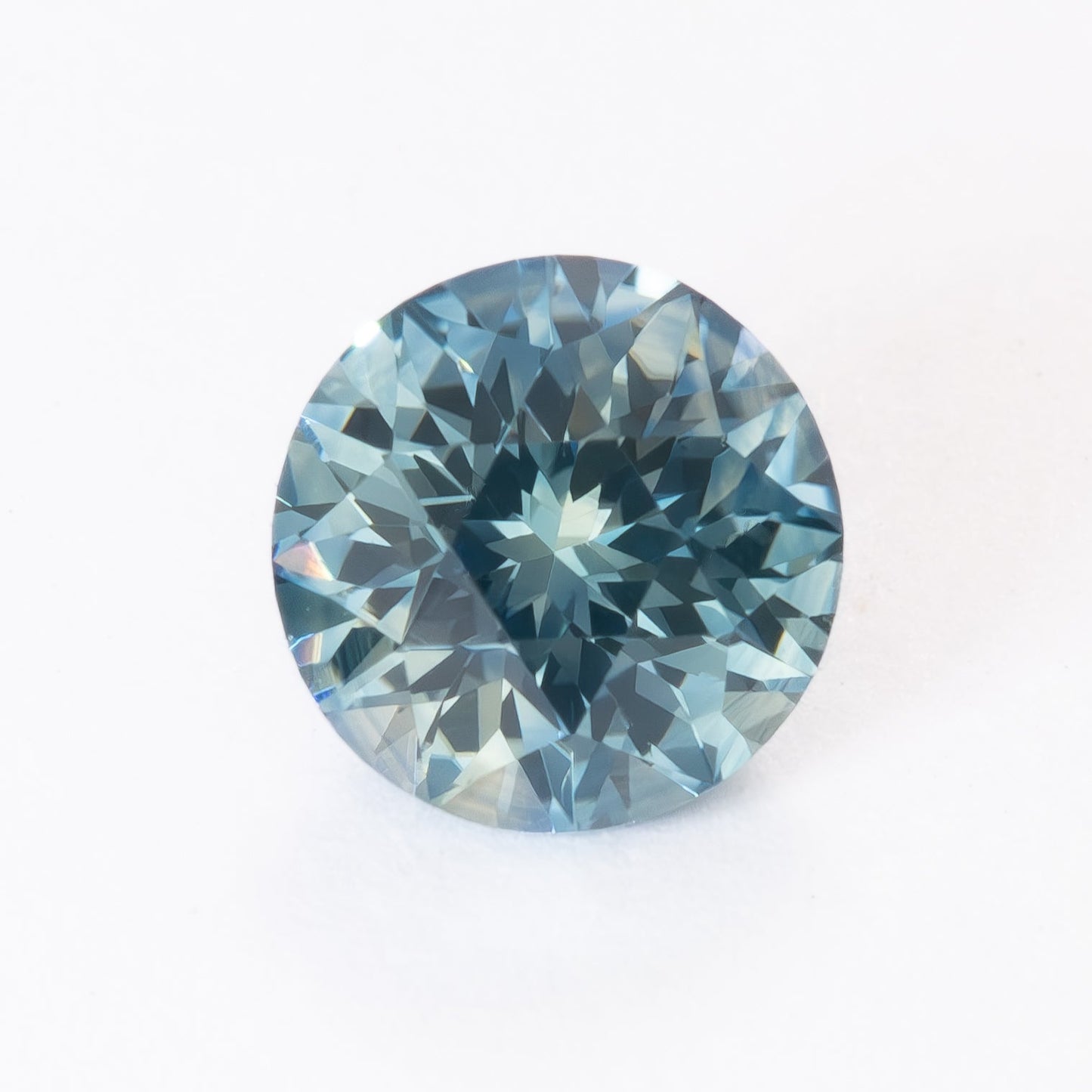 MS0160 round light blue montana sapphire