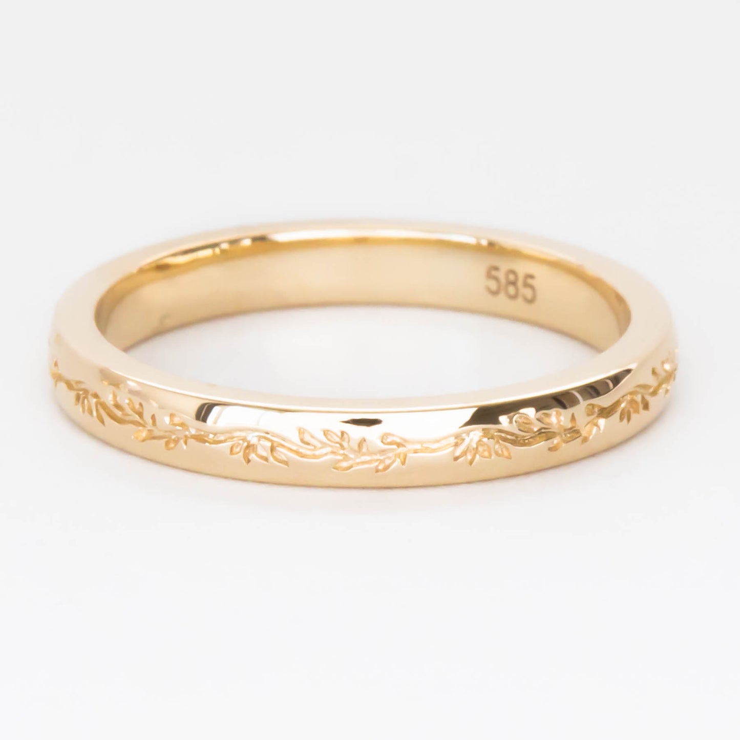 nyla yellow gold nature inspired band