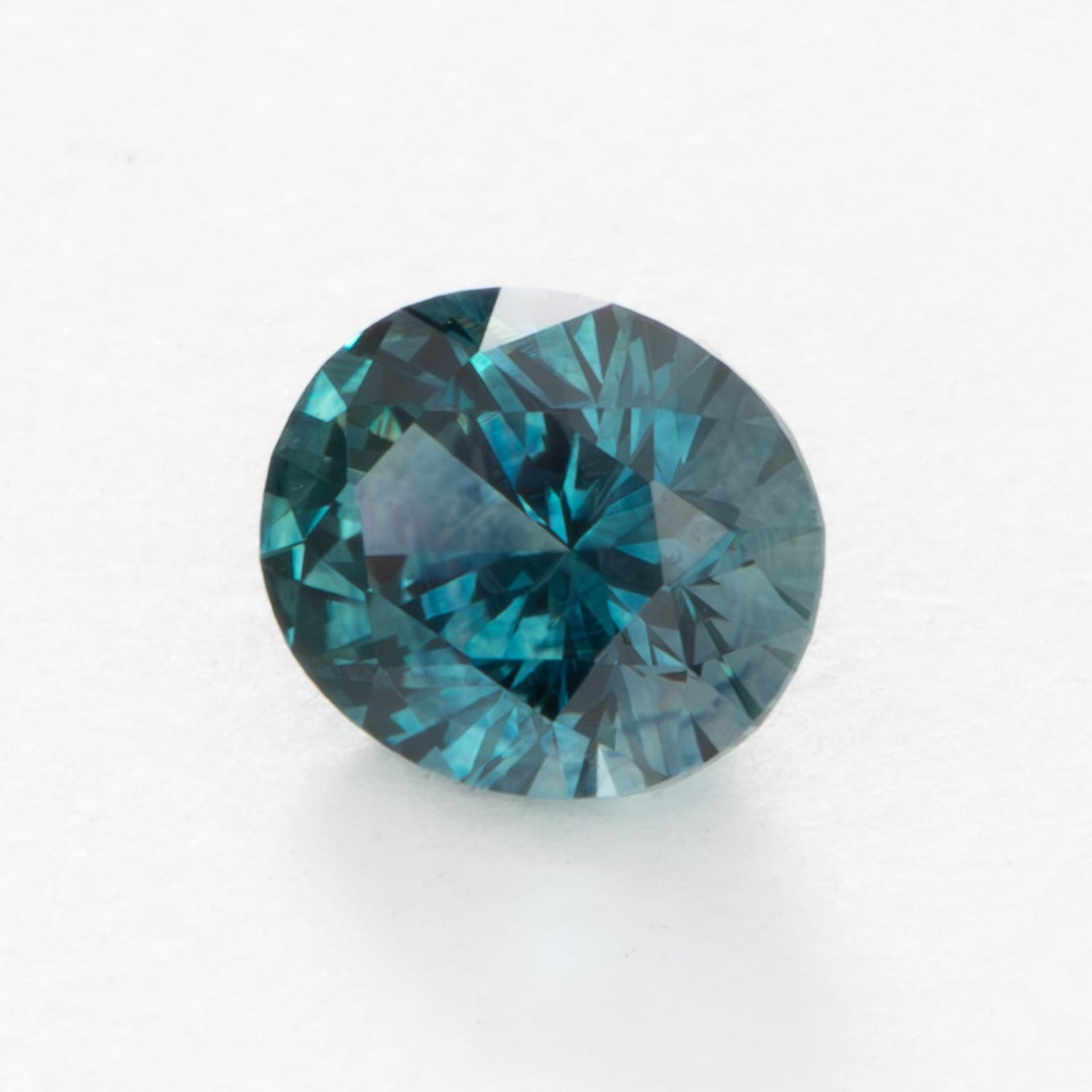 PSH0583 vibrant blue oval montana sapphire