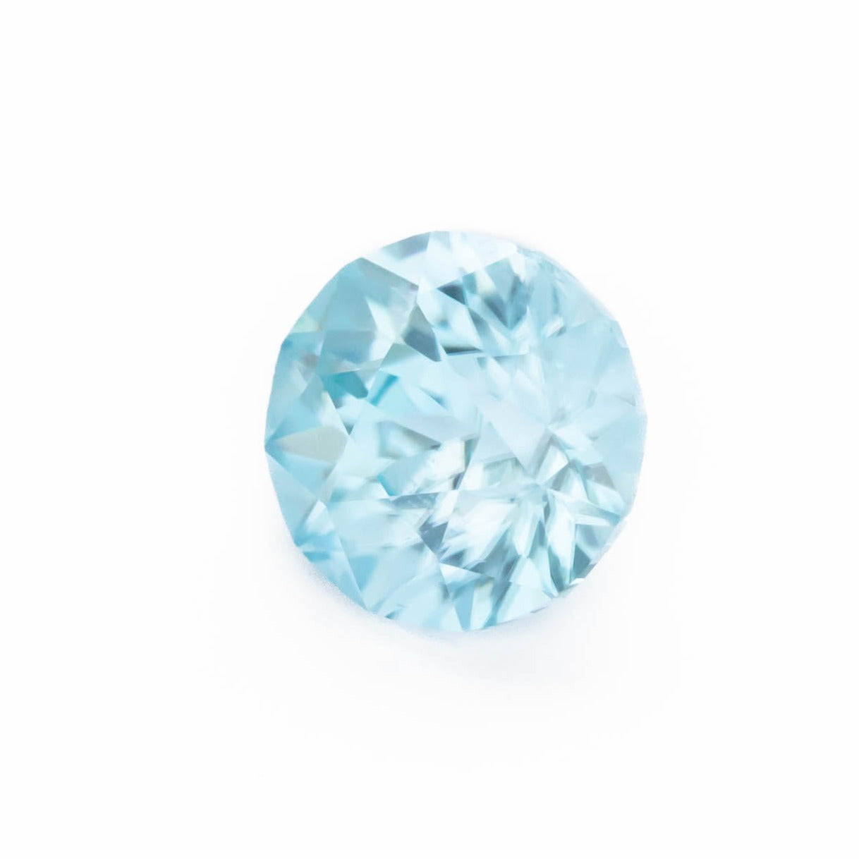 ZR0108 cambodia blue zircon round