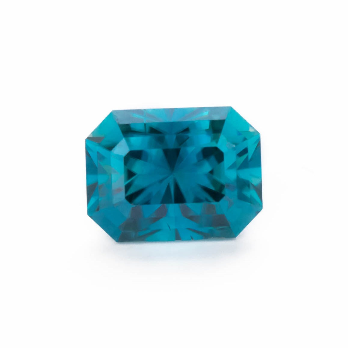 ZR0109 rich blue cambodian zircon radiant cut