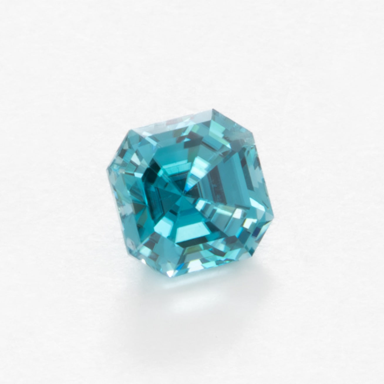 ZR0119 blue cambodian zircon asscher