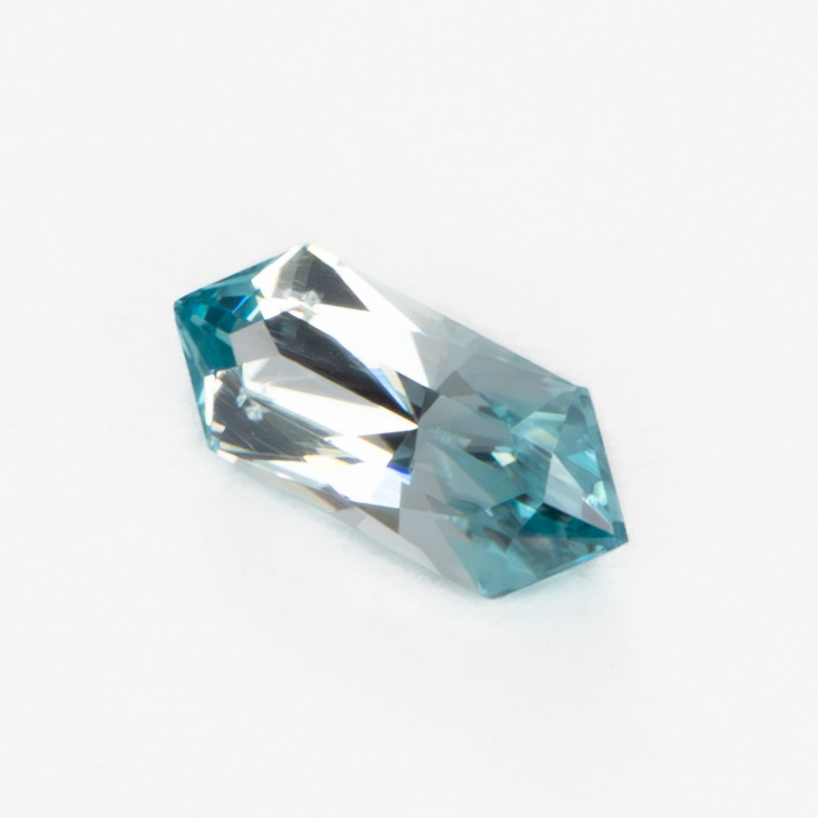 ZR0127 light blue dutch marquise zircon