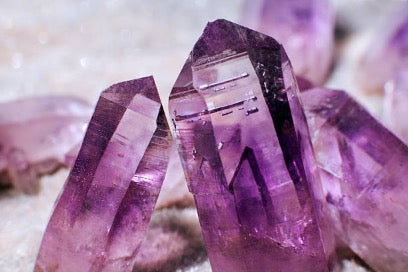 raw uncut amethyst crystals