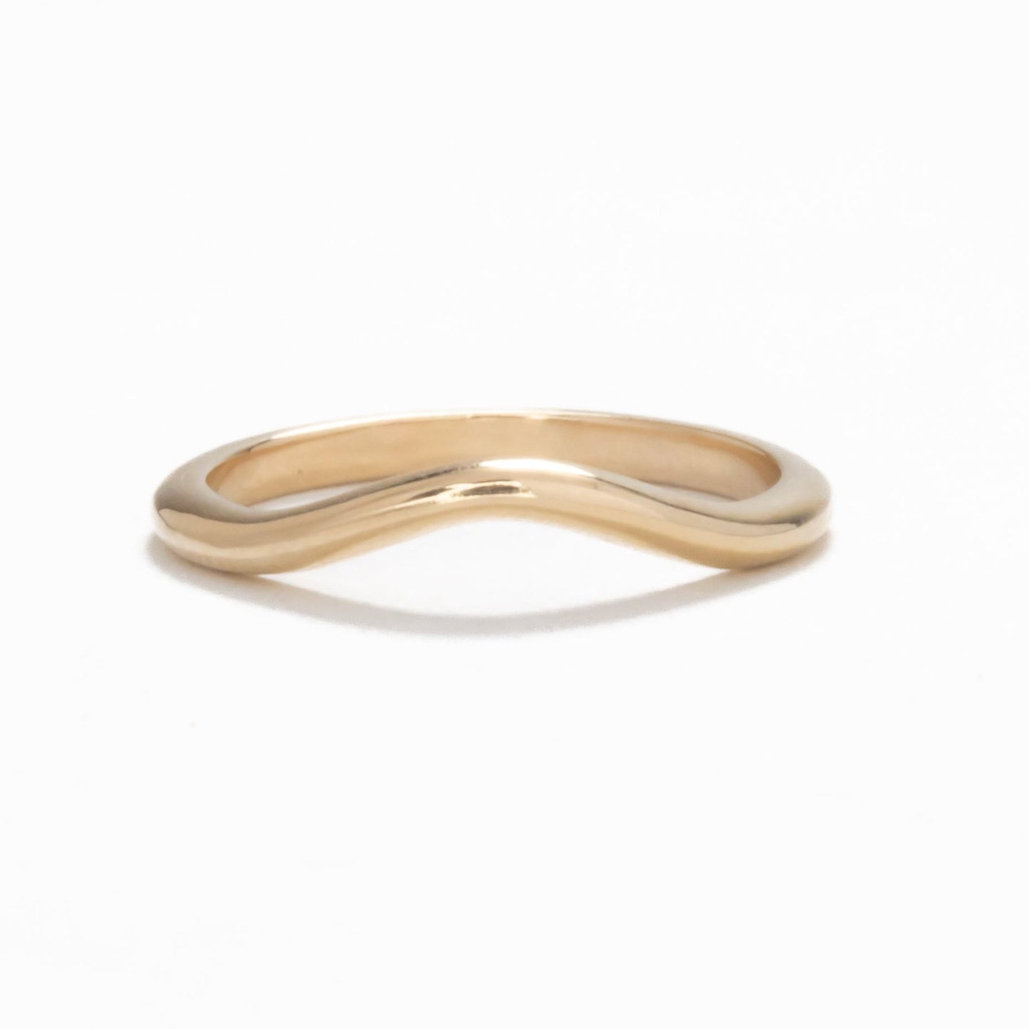 britt contour band in yellow gold