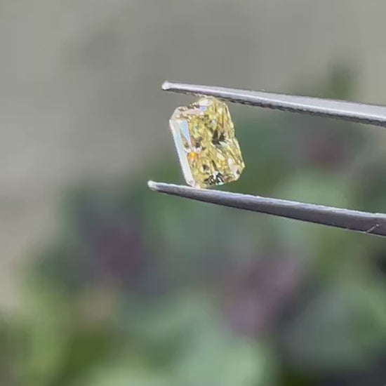 radiant yellow moissanite tweezer video