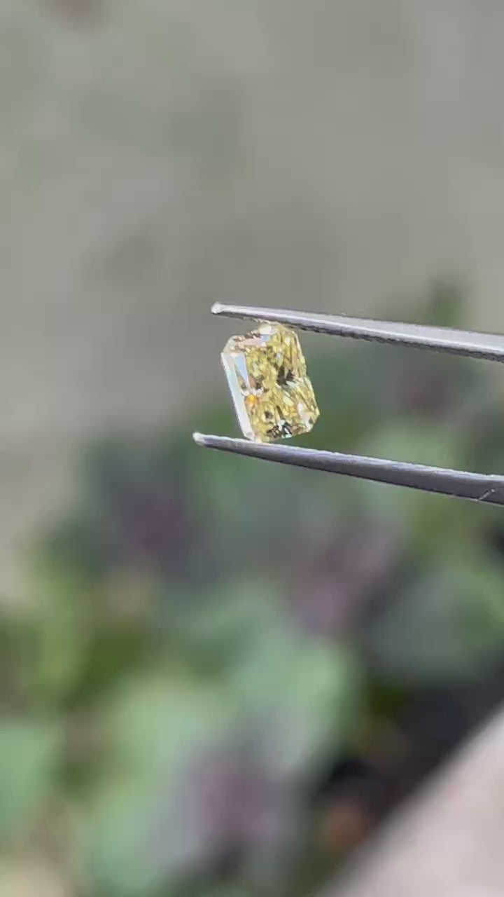 radiant yellow moissanite tweezer video