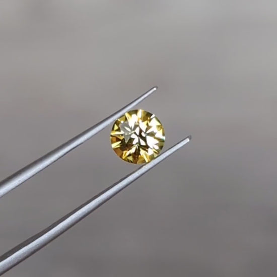 au0102 yellow australian sapphire custom cut round