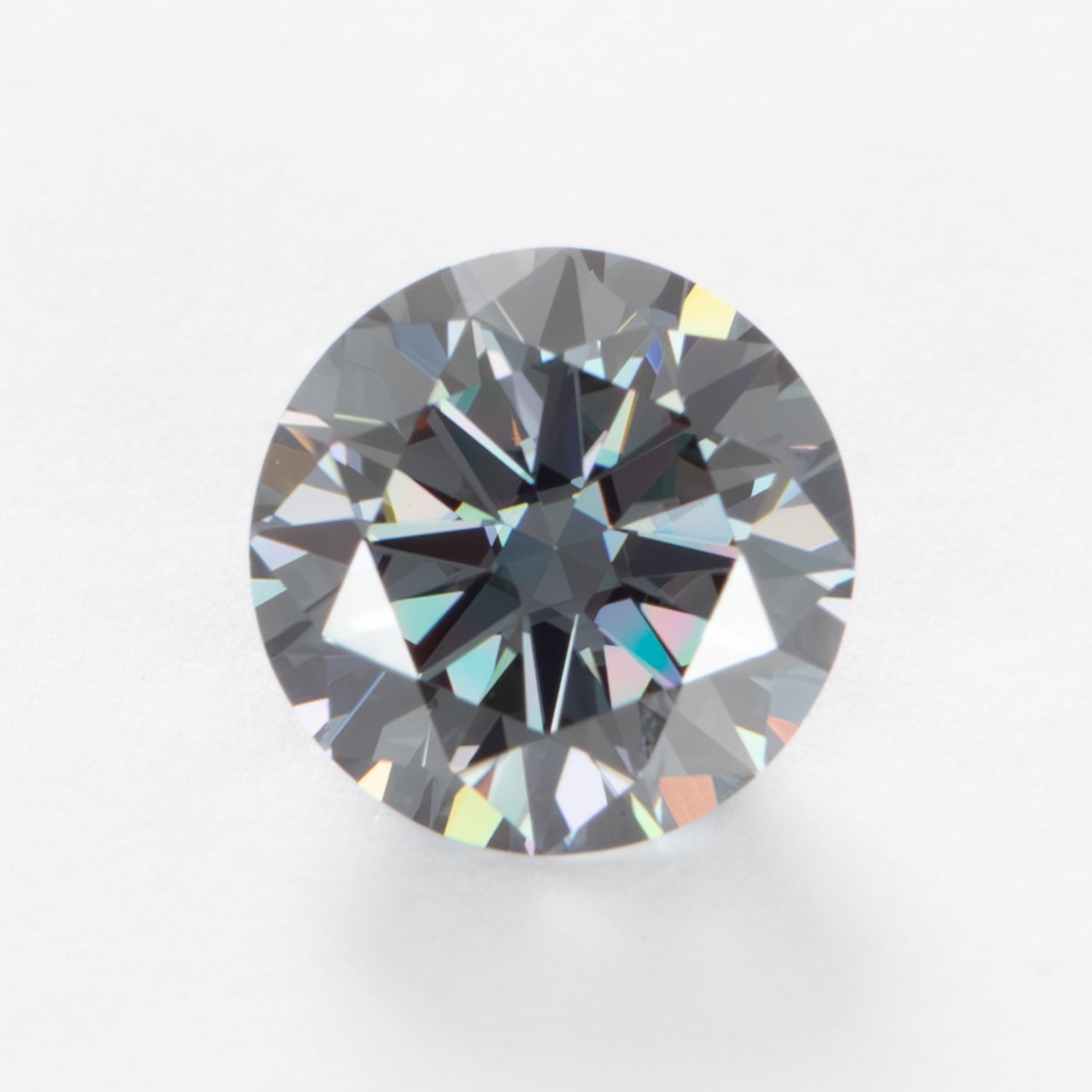 round grey moissanite