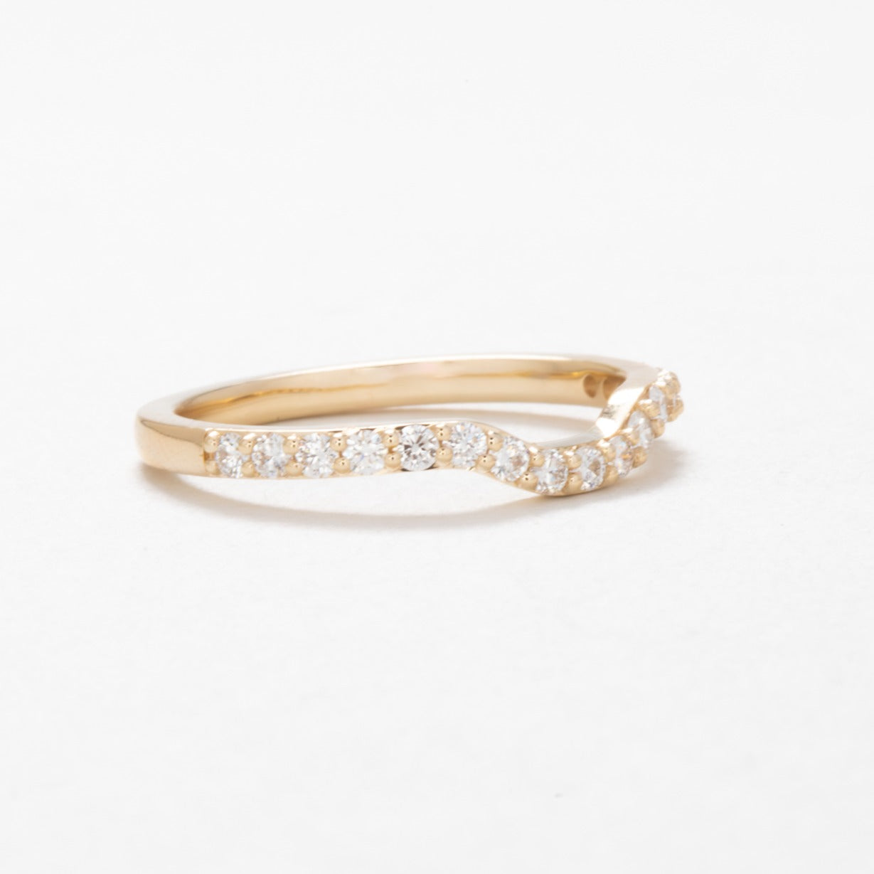 stacy band yellow gold with lab diamonds